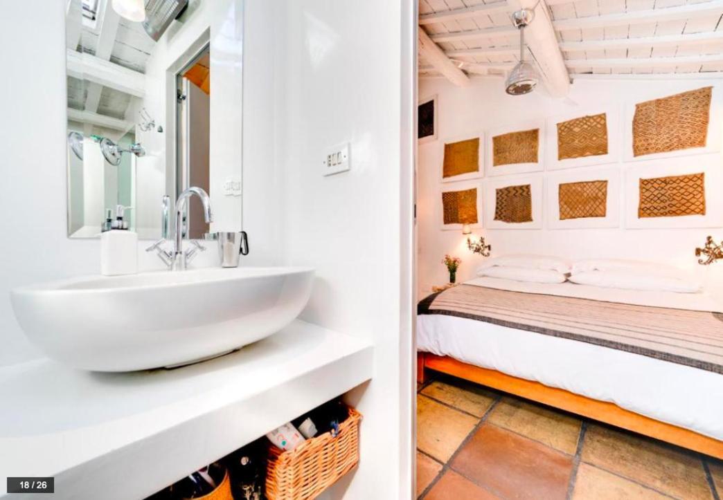 Luxury Art Apartment In Trastevere With Terrace Rom Exteriör bild