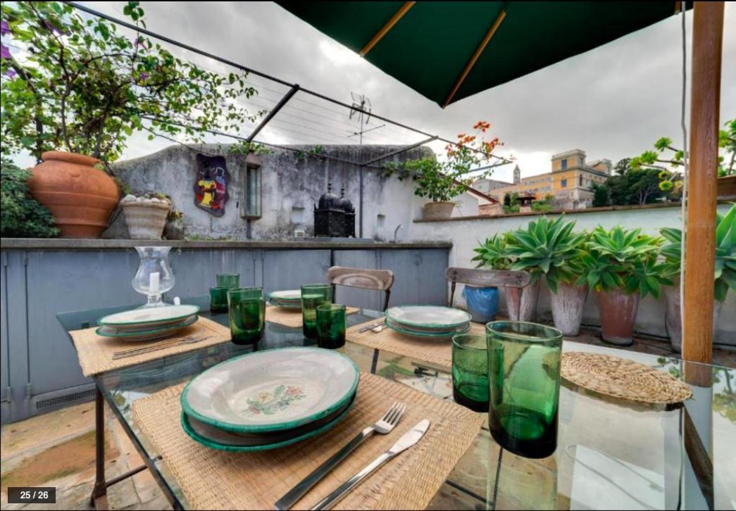 Luxury Art Apartment In Trastevere With Terrace Rom Exteriör bild